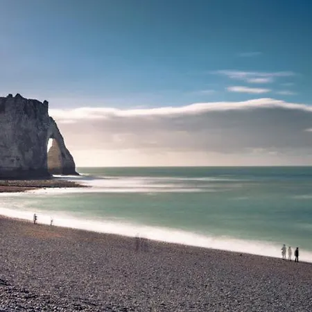 Escale Caux Cooning**** Charme Et Balneo شقة إتريتا