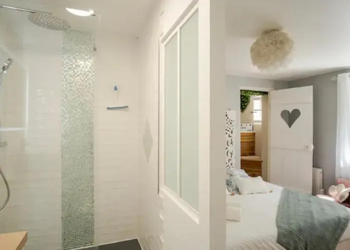 Appartement Escale Caux Cooning**** Charme Et Balneo Étretat